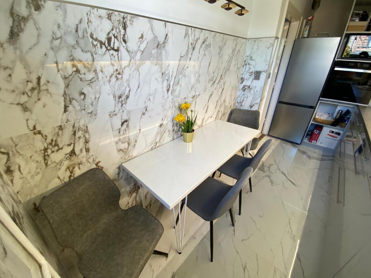 Lonyay Street Apartment บูดาเปสต์ ภายนอก รูปภาพ